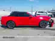 2022 Ford Mustang EcoBoost z VIN 1FATP8UH5N5124109, wystawiony jako IAAI lot #43166721 z przebiegiem 77 805 mil mil oraz . Historia ofert i sprzedaży dostępna na DreamBid. Obrazek 13.