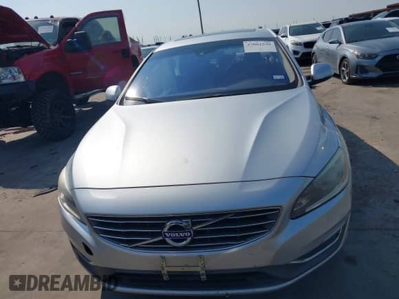 2017 Volvo S60 Inscription с VIN LYV402HK3HB195318, выставлен на аукционе IAAI как лот 43061548 с пробегом 187 331 миль миль и . История ставок и продаж доступна на DreamBid. Изображение 12.