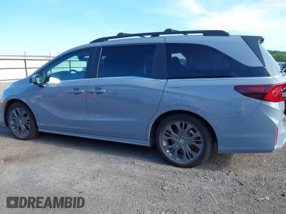 2025 Honda Odyssey Touring с VIN 5FNRL6H86SB003646, выставлен на аукционе IAAI как лот 42235650 с пробегом 4 385 миль миль и . История ставок и продаж доступна на DreamBid. Изображение 14.