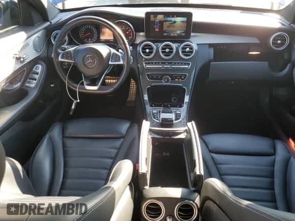 2018 Mercedes-Benz C 43 AMG с VIN 55SWF6EB9JU252062, выставлен на аукционе Copart как лот 81250995 с пробегом 42 060 миль миль и Списание • Salvage title. История ставок и продаж доступна на DreamBid. Изображение 8.