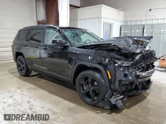 2022 Jeep Grand Cherokee Altitude with VIN 1C4RJKAG1N8523922, listed as a Copart auction lot 65908035 with Not provided miles and Salvage title. Bid and sale history available at DreamBid. Image 4.