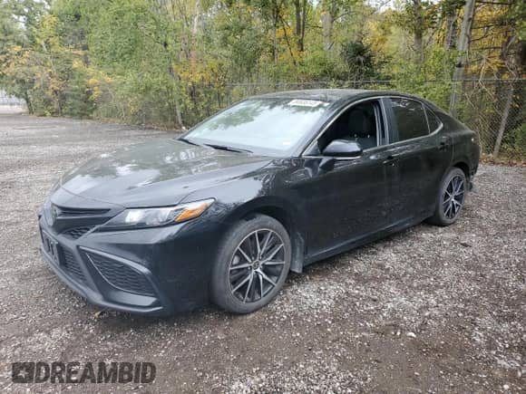 2023 Toyota Camry SE with VIN 4T1S11BK4PU104550, listed as a Copart auction lot 84636145 with 113,783 mi miles and Salvage title. Bid and sale history available at DreamBid. Image 1.
