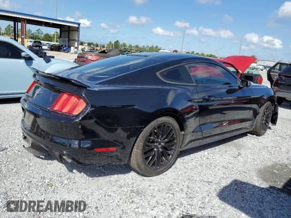 2016 Ford Mustang V6 z VIN 1FA6P8AM7G5317511, wystawiony jako Copart lot #85814985 z przebiegiem 75 101 mil mil oraz Szkoda całkowita • Salvage title. Historia ofert i sprzedaży dostępna na DreamBid. Obrazek 3.