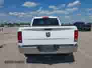 2020 Ram 1500 Tradesman z VIN 1C6RR6FG7LS114713, wystawiony jako IAAI lot #42227405 z przebiegiem 115 012 mil mil oraz . Historia ofert i sprzedaży dostępna na DreamBid. Obrazek 16.