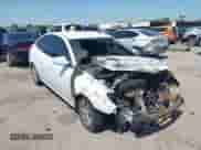 2010 Hyundai Elantra Blue с VIN KMHDU4AD5AU879337, выставлен на аукционе IAAI как лот 43196248 с пробегом Не указан миль и . История ставок и продаж доступна на DreamBid. Изображение 1.