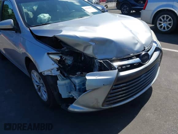 2015 Toyota Camry SE с VIN 4T1BF1FK6FU045480, выставлен на аукционе IAAI как лот 43364892 с пробегом 271 914 миль миль и . История ставок и продаж доступна на DreamBid. Изображение 6.