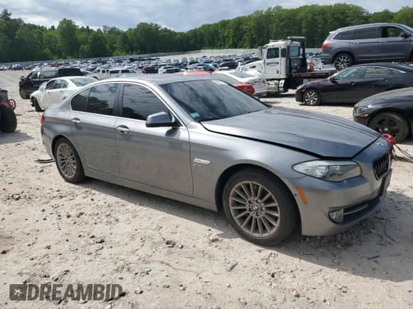 2012 BMW 5 Series 535i xDrive with VIN WBAFU7C58CDU57762, listed as a Copart auction lot 62812875 with Not provided miles and Clean title. Bid and sale history available at DreamBid. Image 4.