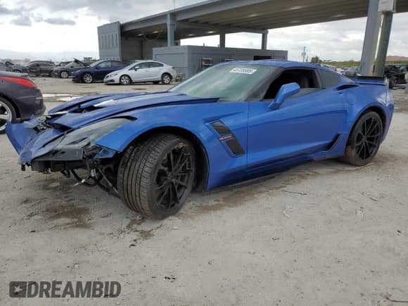 2019 Chevrolet Corvette Grand Sport 1LT z VIN 1G1YW2D73K5114299, wystawiony jako Copart lot #48708685 z przebiegiem 56 131 mil mil oraz Szkoda całkowita • Salvage title. Historia ofert i sprzedaży dostępna na DreamBid. Obrazek 1.
