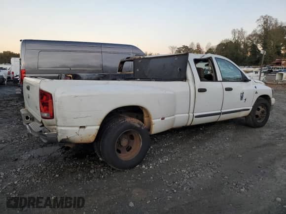 2006 Dodge 3500 SLT with VIN 3D7ML48C06G178841, listed as a Copart auction lot 80044024 with 358,186 mi miles and Salvage title. Bid and sale history available at DreamBid. Image 3.