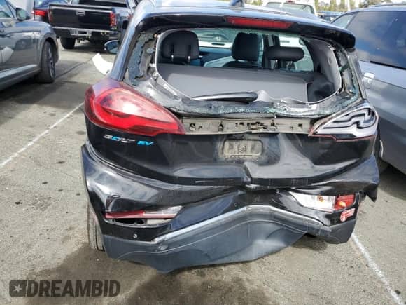 2017 Chevrolet Bolt EV Premier z VIN 1G1FX6S03H4191173, wystawiony jako Copart lot #66540943 z przebiegiem 66 507 mil mil oraz . Historia ofert i sprzedaży dostępna na DreamBid. Obrazek 6.