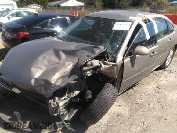 2006 Chevrolet Impala LT 3.5L z VIN 2G1WT55K369435322, wystawiony jako IAAI lot #43457932 z przebiegiem 160 747 mil mil oraz . Historia ofert i sprzedaży dostępna na DreamBid. Obrazek 6.