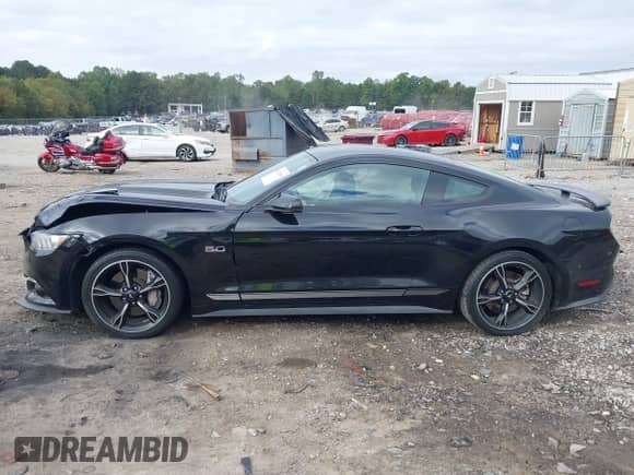 2017 Ford Mustang GT с VIN 1FA6P8CFXH5286139, выставлен на аукционе IAAI как лот 43323886 с пробегом 68 069 миль миль и . История ставок и продаж доступна на DreamBid. Изображение 14.