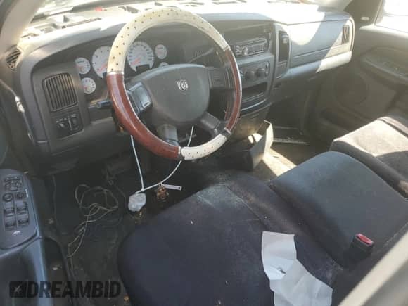 2004 Dodge 1500 SLT z VIN 1D7HA18D84S600004, wystawiony jako Copart lot #69136925 z przebiegiem Nie podano mil oraz Szkoda całkowita • Salvage title. Historia ofert i sprzedaży dostępna na DreamBid. Obrazek 8.