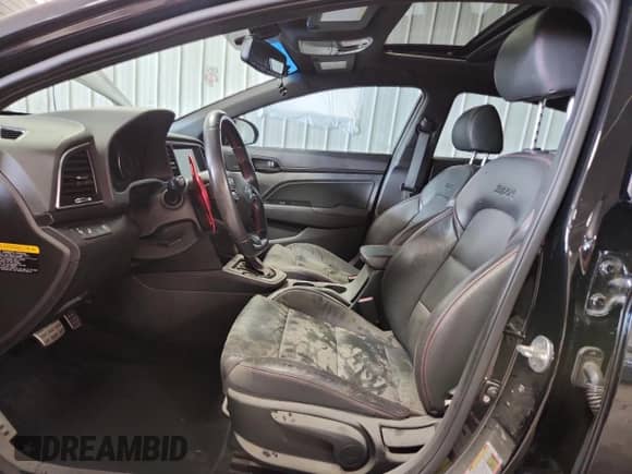 2017 Hyundai Elantra Sport с VIN KMHD04LB3HU292054, выставлен на аукционе Copart как лот 68735555 с пробегом Не указан миль и На запчасти • Non repairable. История ставок и продаж доступна на DreamBid. Изображение 7.