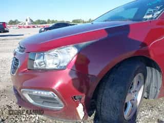 2016 Chevrolet Cruze LT z VIN 1G1PE5SB5G7128997, wystawiony jako IAAI lot #43467435 z przebiegiem 120 833 mil mil oraz . Historia ofert i sprzedaży dostępna na DreamBid. Obrazek 6.