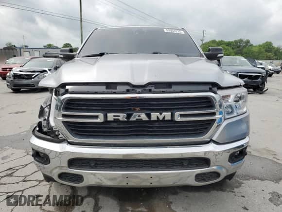 2019 Ram 1500 Big Horn z VIN 1C6RREBT6KN700961, wystawiony jako Copart lot #53904235 z przebiegiem 134 650 mil mil oraz Szkoda całkowita • Salvage title. Historia ofert i sprzedaży dostępna na DreamBid. Obrazek 5.