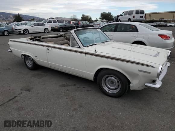 1964 Dodge Dart with VIN 7442677958, listed as a Copart auction lot 81670574 with 61,374 mi miles and Clean title. Bid and sale history available at DreamBid. Image 4.