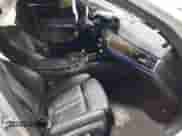 2019 BMW 5 Series 530e xDrive z VIN WBAJB1C59KB376289, wystawiony jako IAAI lot #42011352 z przebiegiem 63 019 mil mil oraz . Historia ofert i sprzedaży dostępna na DreamBid. Obrazek 5.