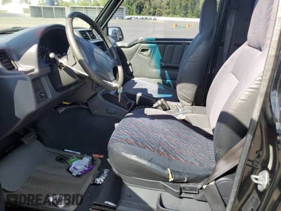 1998 Chevrolet Tracker с VIN 2CNBJ1868W6925819, выставлен на аукционе Copart как лот 70881874 с пробегом 180 849 миль миль и Списание • Salvage title. История ставок и продаж доступна на DreamBid. Изображение 7.