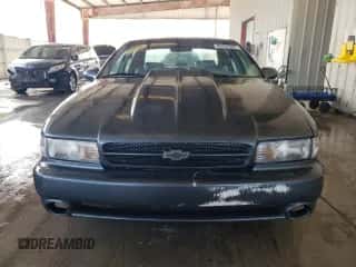 1995 Chevrolet Caprice z VIN 1G1BL52P4SR181893, wystawiony jako Copart lot #48437084 z przebiegiem 972 932 mil mil oraz Szkoda całkowita • Salvage title. Historia ofert i sprzedaży dostępna na DreamBid. Obrazek 5.