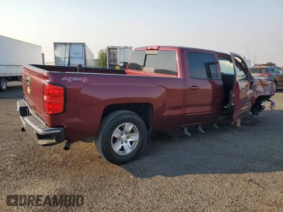 2015 Chevrolet Silverado 1500 LT with VIN 1GCUKRECXFF200151, listed as a Copart auction lot 81478855 with 136,847 mi miles and Salvage title. Bid and sale history available at DreamBid. Image 3.