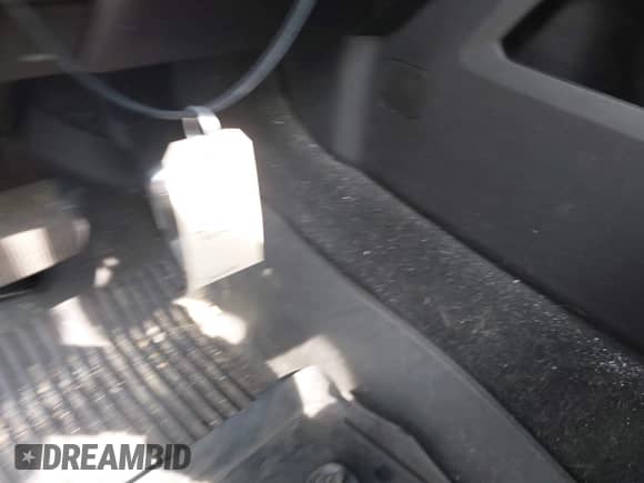 2020 Ram 1500 Rebel z VIN 1C6SRFLT6LN376238, wystawiony jako IAAI lot #42482688 z przebiegiem 131 389 mil mil oraz . Historia ofert i sprzedaży dostępna na DreamBid. Obrazek 11.