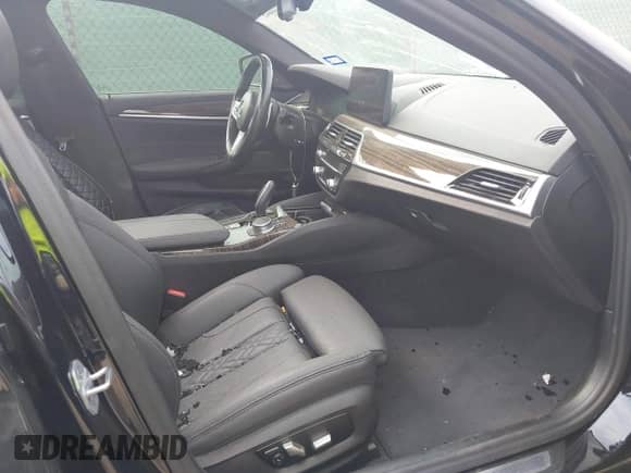 2021 BMW 5 Series 530i with VIN WBA53BH04MCF37326, listed as a IAAI auction lot 42044445 with 43,663 mi miles and . Bid and sale history available at DreamBid. Image 5.