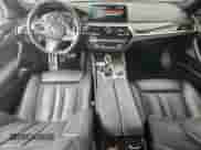 2019 BMW 5 Series 530e xDrive z VIN WBAJB1C54KB375874, wystawiony jako Copart lot #65095785 z przebiegiem 62 300 mil mil oraz Szkoda całkowita • Salvage title. Historia ofert i sprzedaży dostępna na DreamBid. Obrazek 8.