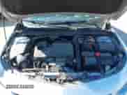 2018 Chevrolet Malibu LT z VIN 1G1ZD5STXJF268187, wystawiony jako IAAI lot #43439529 z przebiegiem 97 042 mil mil oraz . Historia ofert i sprzedaży dostępna na DreamBid. Obrazek 10.