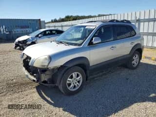 2008 Hyundai Tucson SE с VIN KM8JN12D38U916148, выставлен на аукционе Copart как лот 84935715 с пробегом 186 691 миль миль и Списание • Salvage title. История ставок и продаж доступна на DreamBid. Изображение 1.