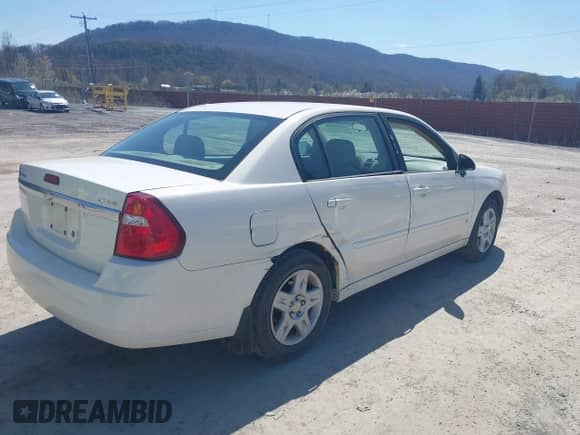 2008 Chevrolet Malibu Classic LT с VIN 1G1ZT58N48F148861, выставлен на аукционе IAAI как лот 42002804 с пробегом 171 410 миль миль и . История ставок и продаж доступна на DreamBid. Изображение 4.