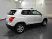 2016 Chevrolet Trax LT z VIN KL7CJPSBXGB635661, wystawiony jako Copart lot #71132025 z przebiegiem 114 959 mil mil oraz Czysty tytuł • Clean title. Historia ofert i sprzedaży dostępna na DreamBid. Obrazek 3.