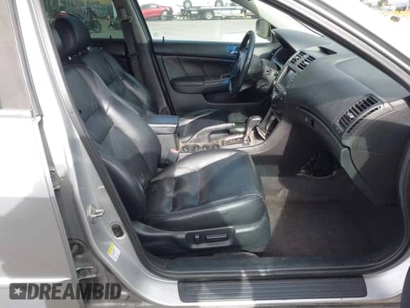 2006 Honda Accord EX-L с VIN 1HGCM66876A064350, выставлен на аукционе IAAI как лот 42809244 с пробегом 144 372 миль миль и . История ставок и продаж доступна на DreamBid. Изображение 5.