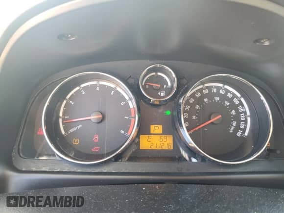 2008 Saturn VUE XE с VIN 3GSCL33P88S730942, выставлен на аукционе Copart как лот 71602735 с пробегом 211 218 миль миль и Списание • Salvage title. История ставок и продаж доступна на DreamBid. Изображение 9.