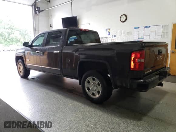 2014 GMC Sierra 1500 SLE z VIN 3GTU2UEC0EG568127, wystawiony jako Copart lot #68220465 z przebiegiem 166 473 mil mil oraz Czysty tytuł • Clean title. Historia ofert i sprzedaży dostępna na DreamBid. Obrazek 2.