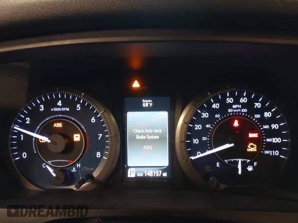 2016 Toyota Sienna XLE with VIN 5TDYK3DCXGS743128, listed as a IAAI auction lot 42448300 with 148,197 mi miles and . Bid and sale history available at DreamBid. Image 7.