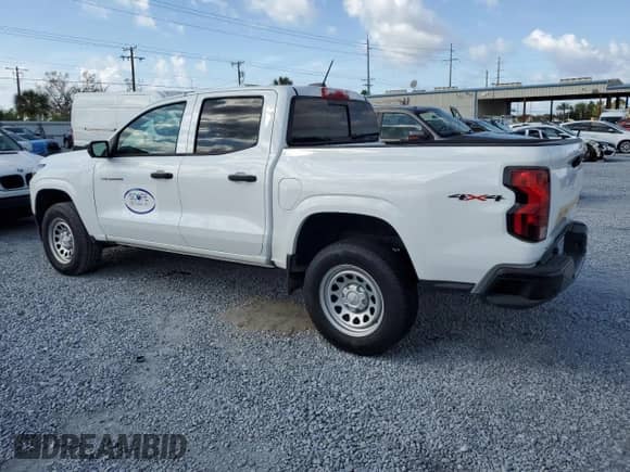 2023 Chevrolet Colorado 4WD Work Truck z VIN 1GCGTBEC2P1187993, wystawiony jako Copart lot #45612275 z przebiegiem 13 143 mil mil oraz Nie do naprawy • Non repairable. Historia ofert i sprzedaży dostępna na DreamBid. Obrazek 2.