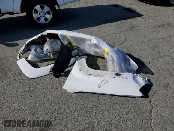 2014 Toyota Tacoma PreRunner with VIN 3TMKU4HN3EM040789, listed as a Copart auction lot 70190765 with 155,533 mi miles and Salvage title. Bid and sale history available at DreamBid. Image 12.