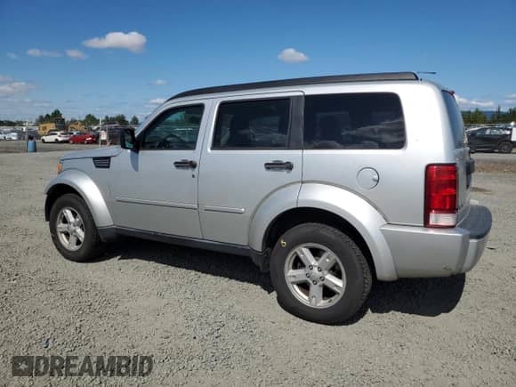 2008 Dodge Nitro SXT с VIN 1D8GU28K78W128704, выставлен на аукционе Copart как лот 62946085 с пробегом 81 530 миль миль и Списание • Salvage title. История ставок и продаж доступна на DreamBid. Изображение 2.