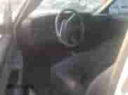 2003 Chevrolet Silverado 1500 LS z VIN 1GCEC19T63E234599, wystawiony jako Copart lot #87109784 z przebiegiem Nie podano mil oraz Szkoda całkowita • Salvage title. Historia ofert i sprzedaży dostępna na DreamBid. Obrazek 8.