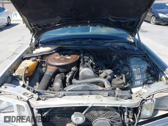 1981 Mercedes-Benz 300 SD с VIN WDBCB20A1BB001031, выставлен на аукционе IAAI как лот 43170416 с пробегом 253 706 миль миль и . История ставок и продаж доступна на DreamBid. Изображение 10.