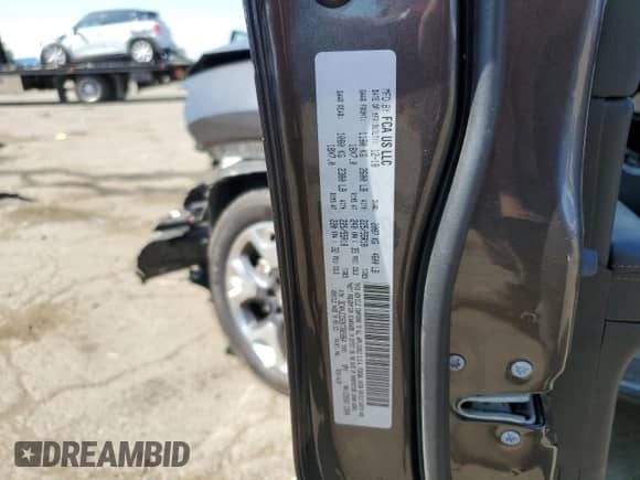 2019 Jeep Compass Limited z VIN 3C4NJDCB2KT665964, wystawiony jako Copart lot #80157785 z przebiegiem 52 458 mil mil oraz Czysty tytuł • Clean title. Historia ofert i sprzedaży dostępna na DreamBid. Obrazek 13.