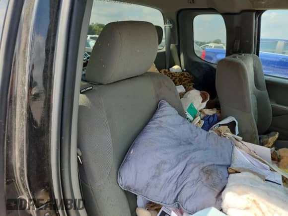 2016 Nissan Frontier S z VIN 1N6BD0CT4GN718499, wystawiony jako Copart lot #71407625 z przebiegiem 163 133 mil mil oraz Szkoda całkowita • Salvage title. Historia ofert i sprzedaży dostępna na DreamBid. Obrazek 10.