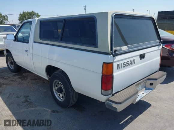 1995 Nissan Frontier z VIN 1N6SD11S4SC466984, wystawiony jako IAAI lot #42426346 z przebiegiem 141 673 mil mil oraz . Historia ofert i sprzedaży dostępna na DreamBid. Obrazek 3.