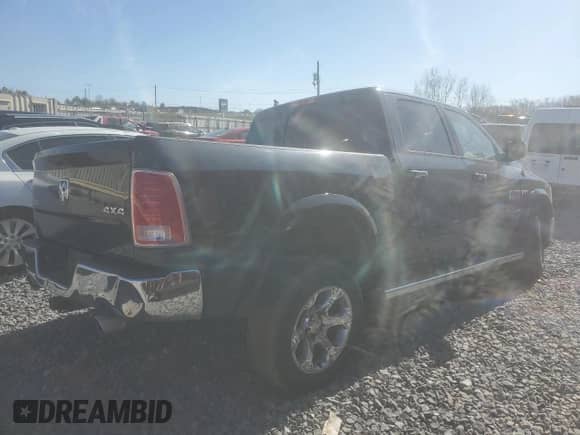 2014 Ram 1500 Laramie z VIN 1C6RR7NT6ES176059, wystawiony jako Copart lot #49403695 z przebiegiem 381 084 mil mil oraz Szkoda całkowita • Salvage title. Historia ofert i sprzedaży dostępna na DreamBid. Obrazek 3.