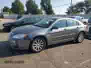 2013 Chrysler 200 Touring с VIN 1C3CCBBG7DN732021, выставлен на аукционе Copart как лот 80706505 с пробегом 157 045 миль миль и Списание • Salvage title. История ставок и продаж доступна на DreamBid. Изображение 1.