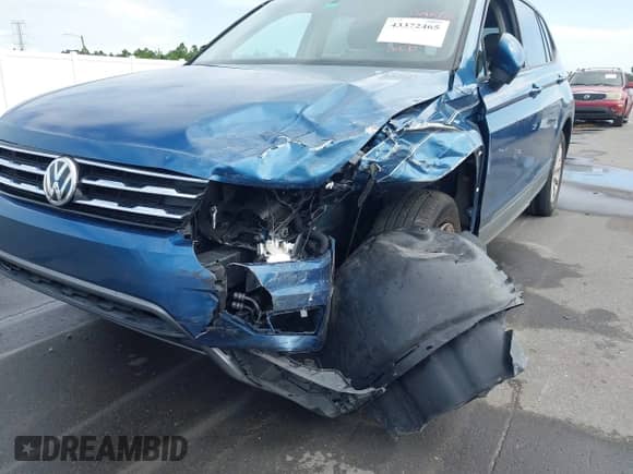 2019 Volkswagen Tiguan S с VIN 3VV1B7AX0KM101611, выставлен на аукционе IAAI как лот 43372465 с пробегом 63 802 миль миль и . История ставок и продаж доступна на DreamBid. Изображение 19.