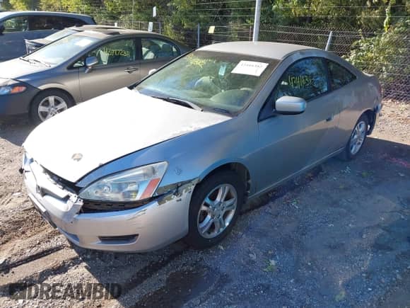 2007 Honda Accord LX z VIN 1HGCM72367A006070, wystawiony jako IAAI lot #43416382 z przebiegiem 179 324 mil mil oraz . Historia ofert i sprzedaży dostępna na DreamBid. Obrazek 2.