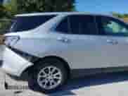 2018 Chevrolet Equinox LT z VIN 2GNAXSEV7J6311280, wystawiony jako IAAI lot #43268032 z przebiegiem 87 427 mil mil oraz . Historia ofert i sprzedaży dostępna na DreamBid. Obrazek 18.