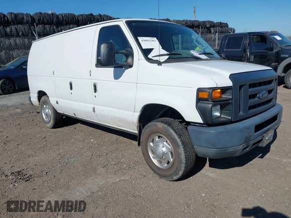 2013 Ford Econoline Cargo Commercial с VIN 1FTNE2EWXDDA09805, выставлен на аукционе IAAI как лот 43043363 с пробегом 84 796 миль миль и . История ставок и продаж доступна на DreamBid. Изображение 1.